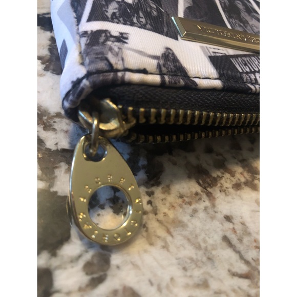 Victoria’s Secret Wallet. - Picture 2 of 7